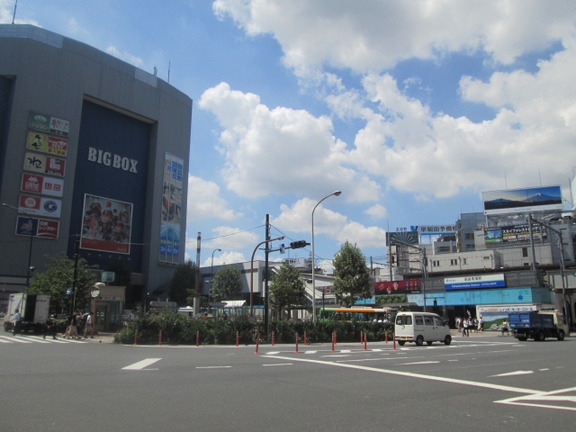 高田馬場はアクセス良好。山手線、東西線、西武新宿線の３路線が通っています。